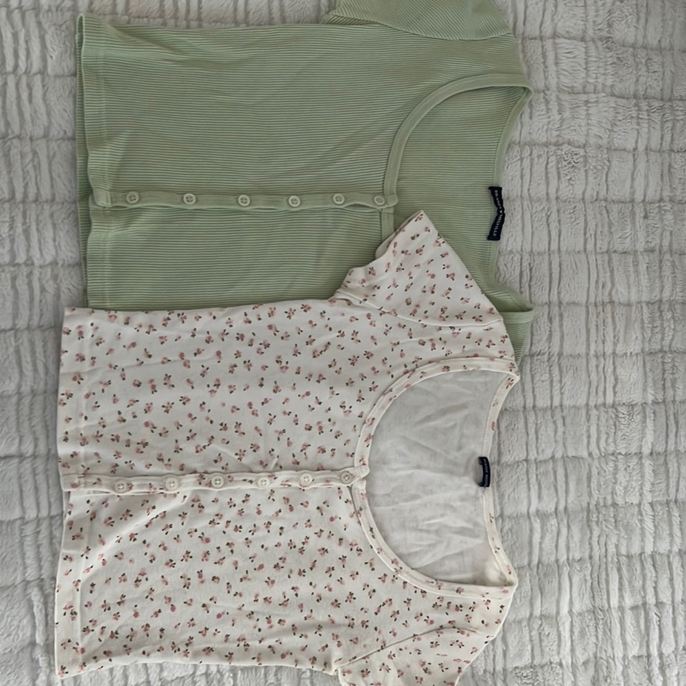 Brandy Melville Bundle!!